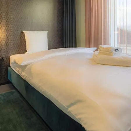 Hotel Bloom Boutique & Lounge